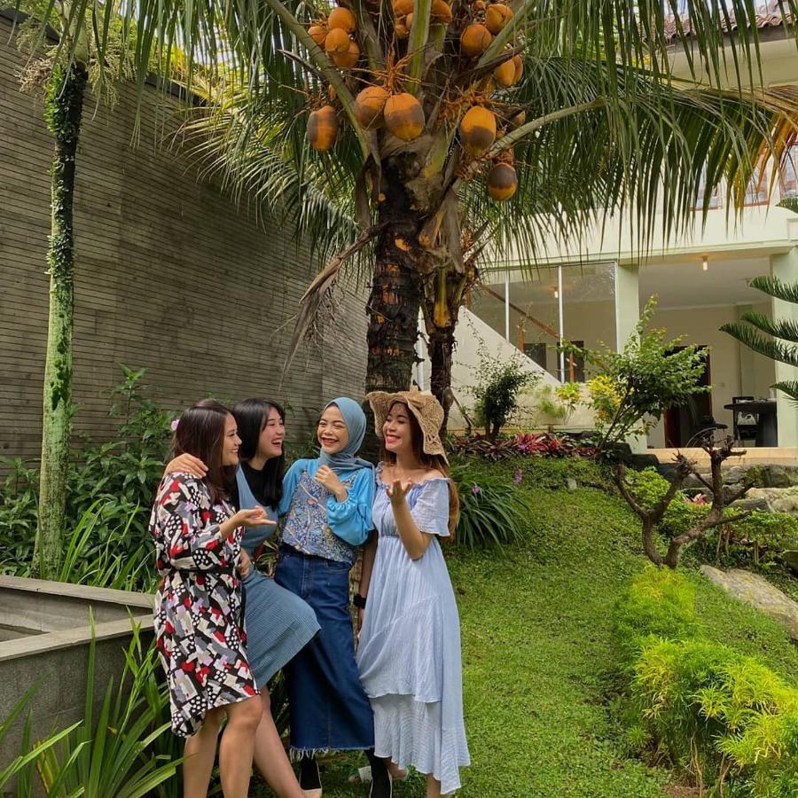 Aleyra Hotel And Villa'S Garut Extérieur photo